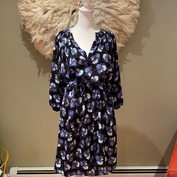 Tucker belted dress  - Picture 1 of 8